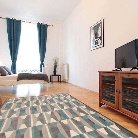 Warsaw City Apartments Экстерьер фото