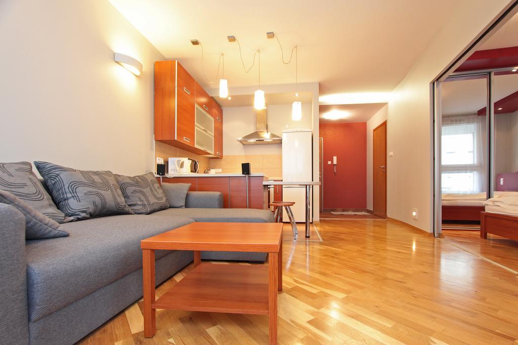 Warsaw City Apartments Экстерьер фото