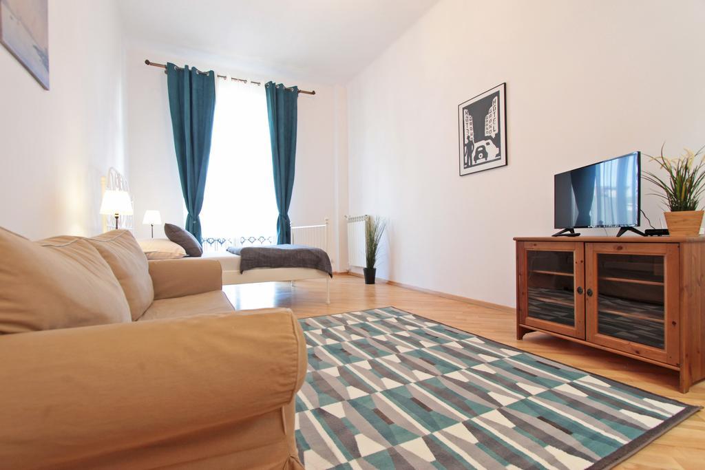Warsaw City Apartments Экстерьер фото